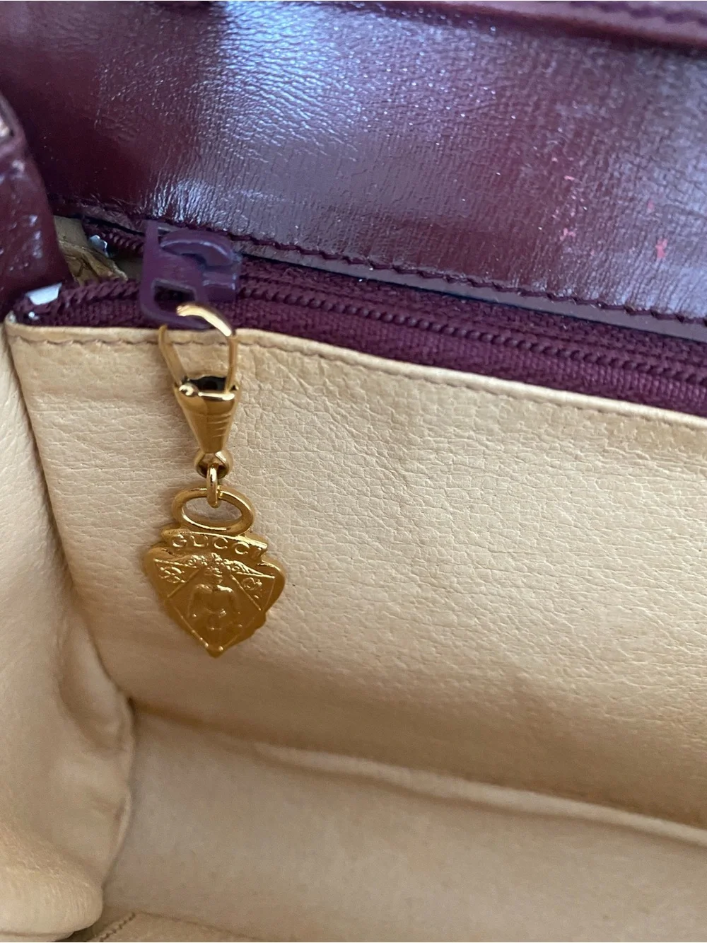 Vintage Gucci Crossbody or Clutch Bag in Burgundy Red - Picture 12 of 14